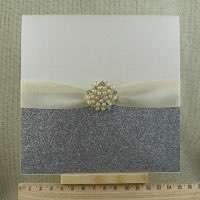 Glitter Invitation Card Greeting Card Customized Wedding Invitation with Buckle Decoration 