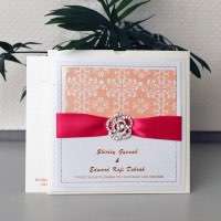 Flocking Pocket Invitation with Buckle Decoration  Wedding Card Customized 